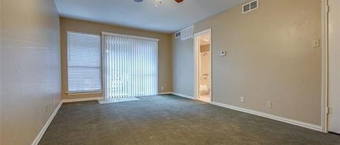 Building Photo - 5829 Phoenix Dr
