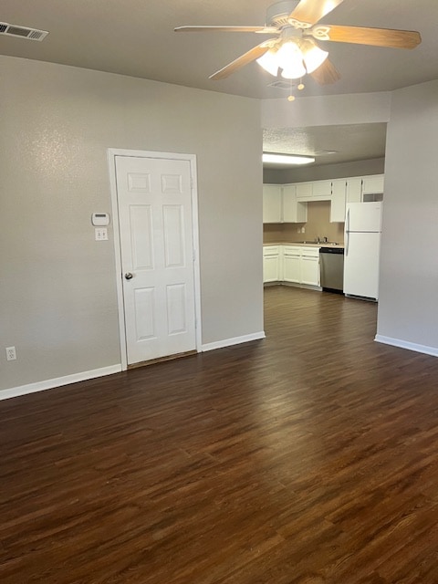 Building Photo - 2103 Agate Dr