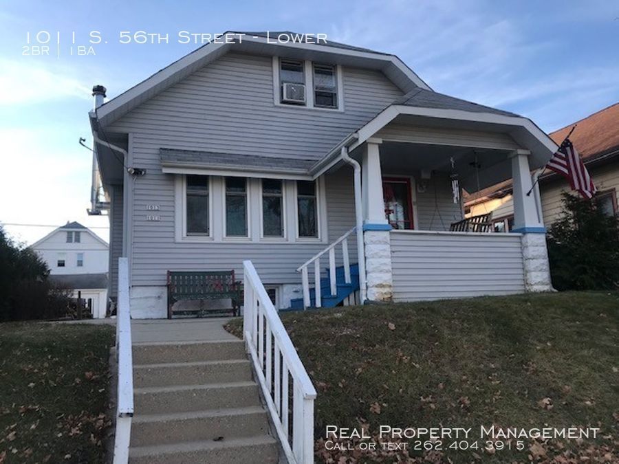 Primary Photo - Cozy Lower Duplex