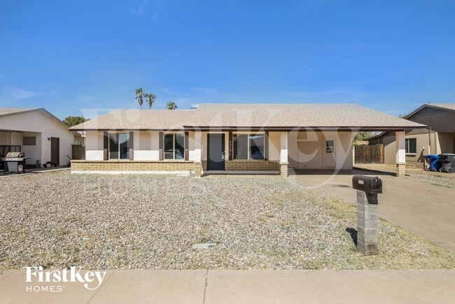 Building Photo - 2312 E Commonwealth Ave