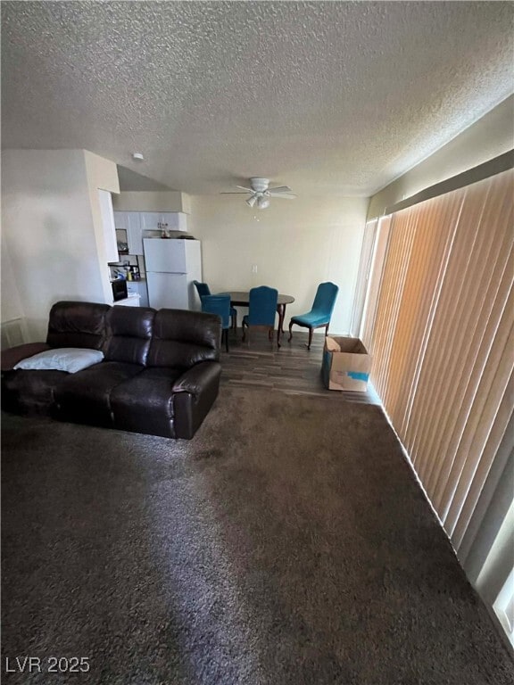 Building Photo - 1388 E Desert Inn Rd