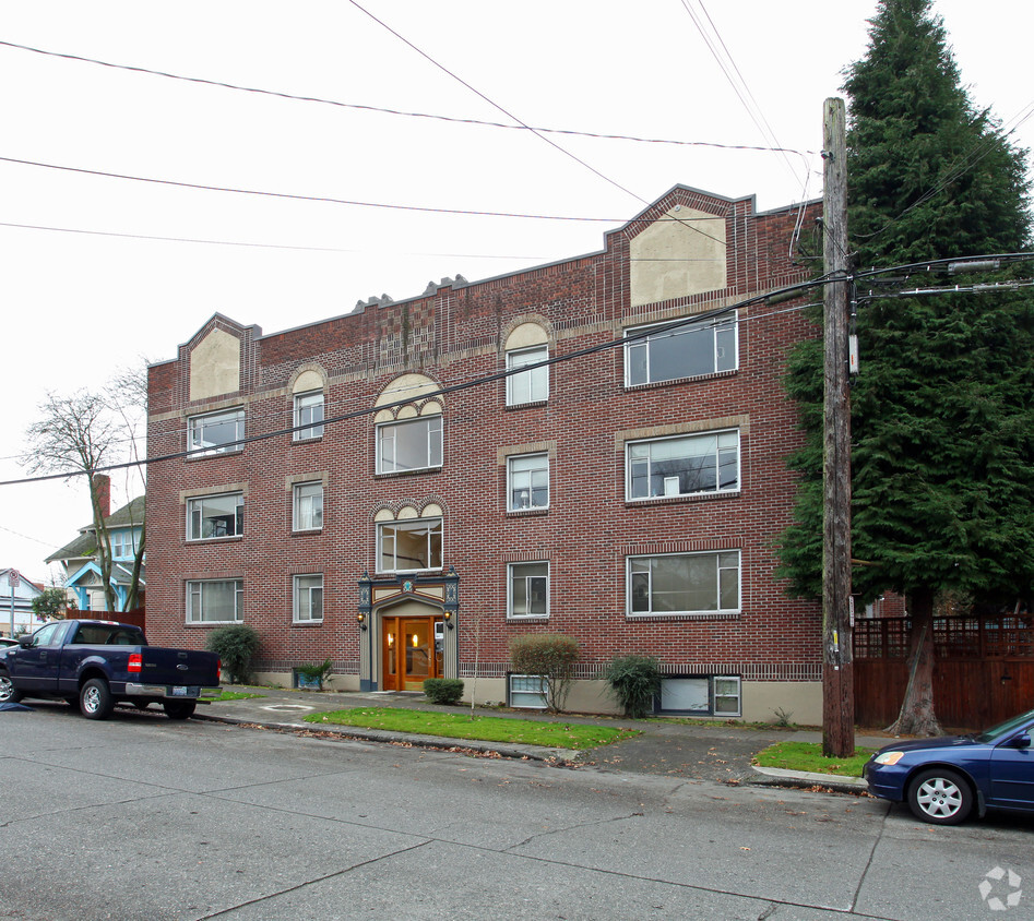 Primary Photo - Jack-Lan Apartments