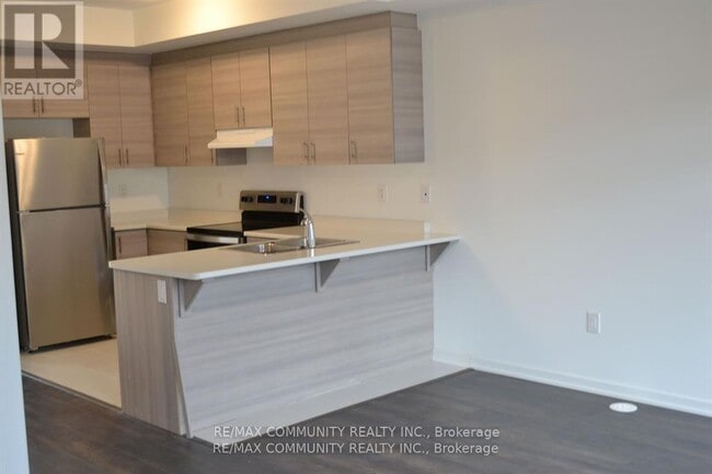 Building Photo - 811 Stanstead Path