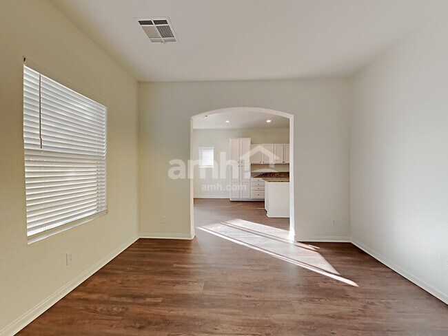 Foto del edificio - 7724 Hauck Street
