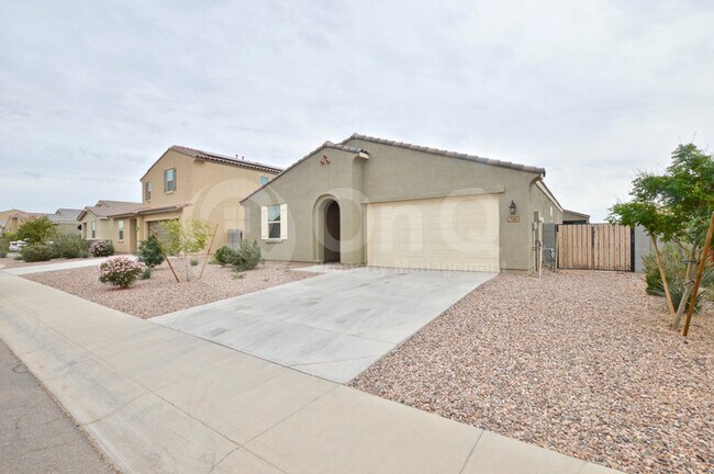 Building Photo - 7161 E Eagle Nest Way