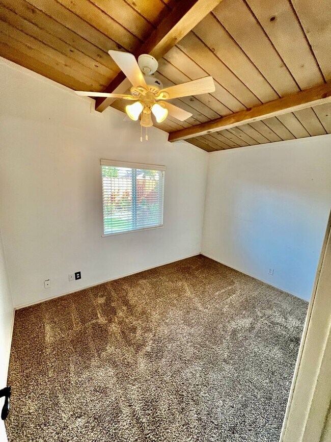 Foto del edificio - Beautiful Single-Family Home Near Downtown...