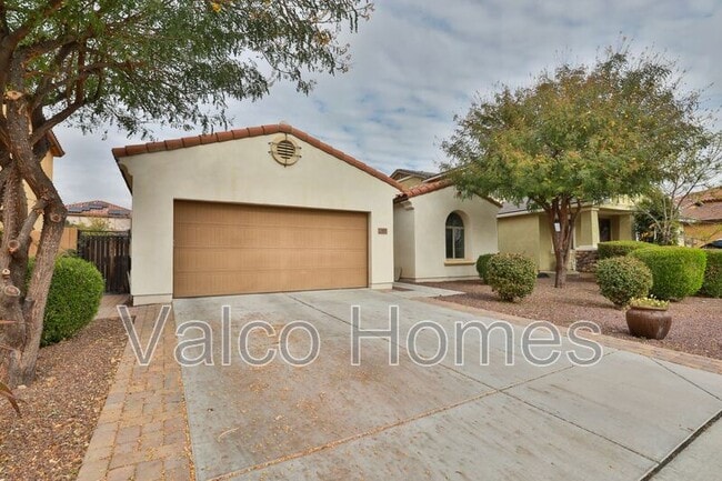 Building Photo - 7688 W Redbird Rd