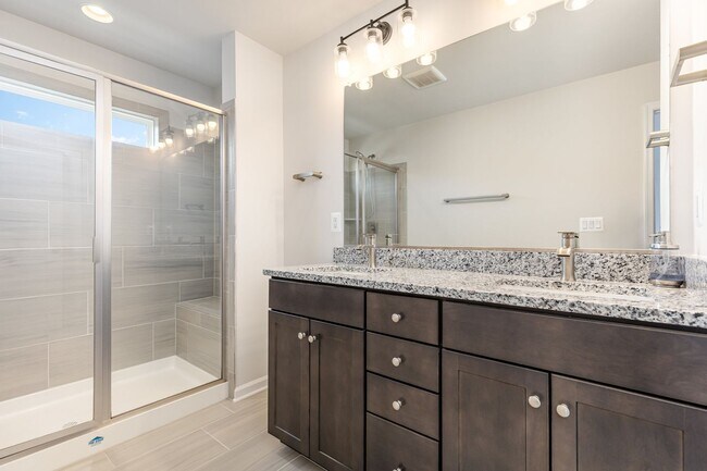 Foto del edificio - **COMING SOON** $2,850/Month | 4 Bed | 4 Bath | Built in 2023 | Tesla Charger | 2,268 SF | Availa...
