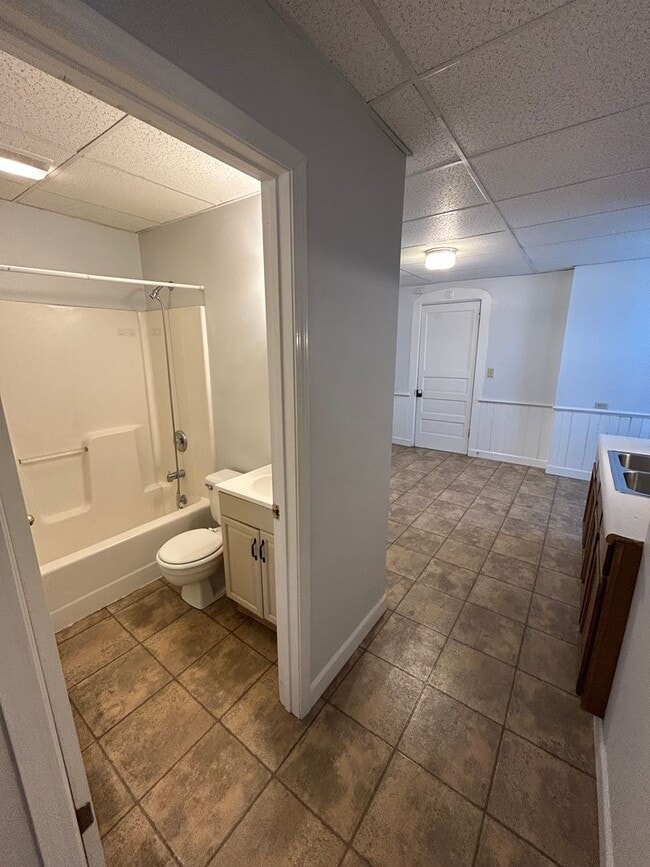 Building Photo - 1033 Kentucky St