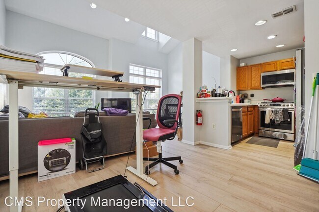 Foto del edificio - 2 br, 2.5 bath House - 608 Rosewood Drive