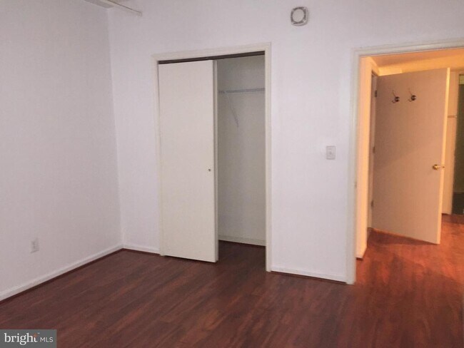 Foto del edificio - 1324 Locust St