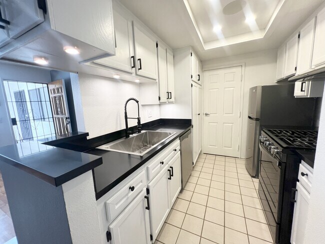 Foto del edificio - 4762 33rd St