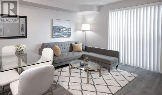 Photo du bâtiment - 5191 Dundas St W