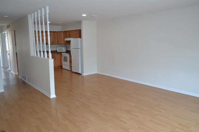 Foto del edificio - 9309 Ventnor Ave