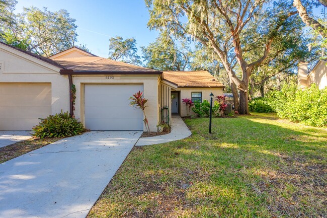 Foto del edificio - Remodeled 2 Bedroom Townhome in Port Orange