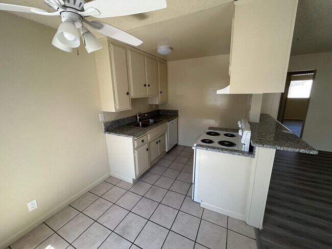 Foto del edificio - 4201 Green Ave