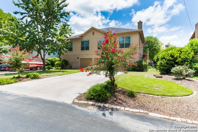 Building Photo - 205 Spyglass Rd