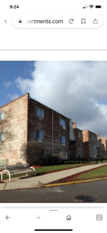 Foto principal - 820 College Blvd