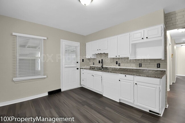 Building Photo - 849 Ruby Ave