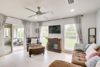 Building Photo - 15300 SW 164th St