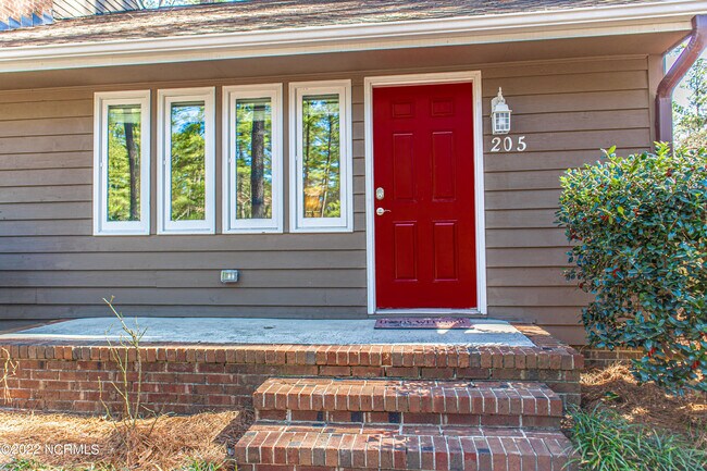 Foto del edificio - 205 Canterbury Rd