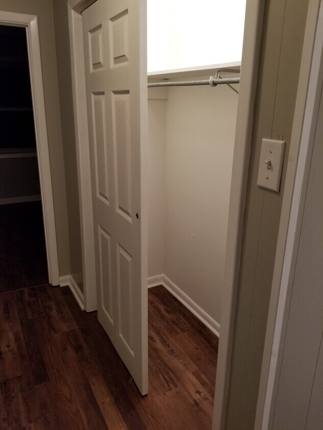 Huge closet in hallway - 107 Steve Dr
