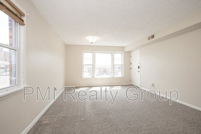 Foto del edificio - 1520 Coventry Rd