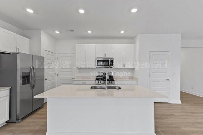 Foto del edificio - 15274 Farrington Rd