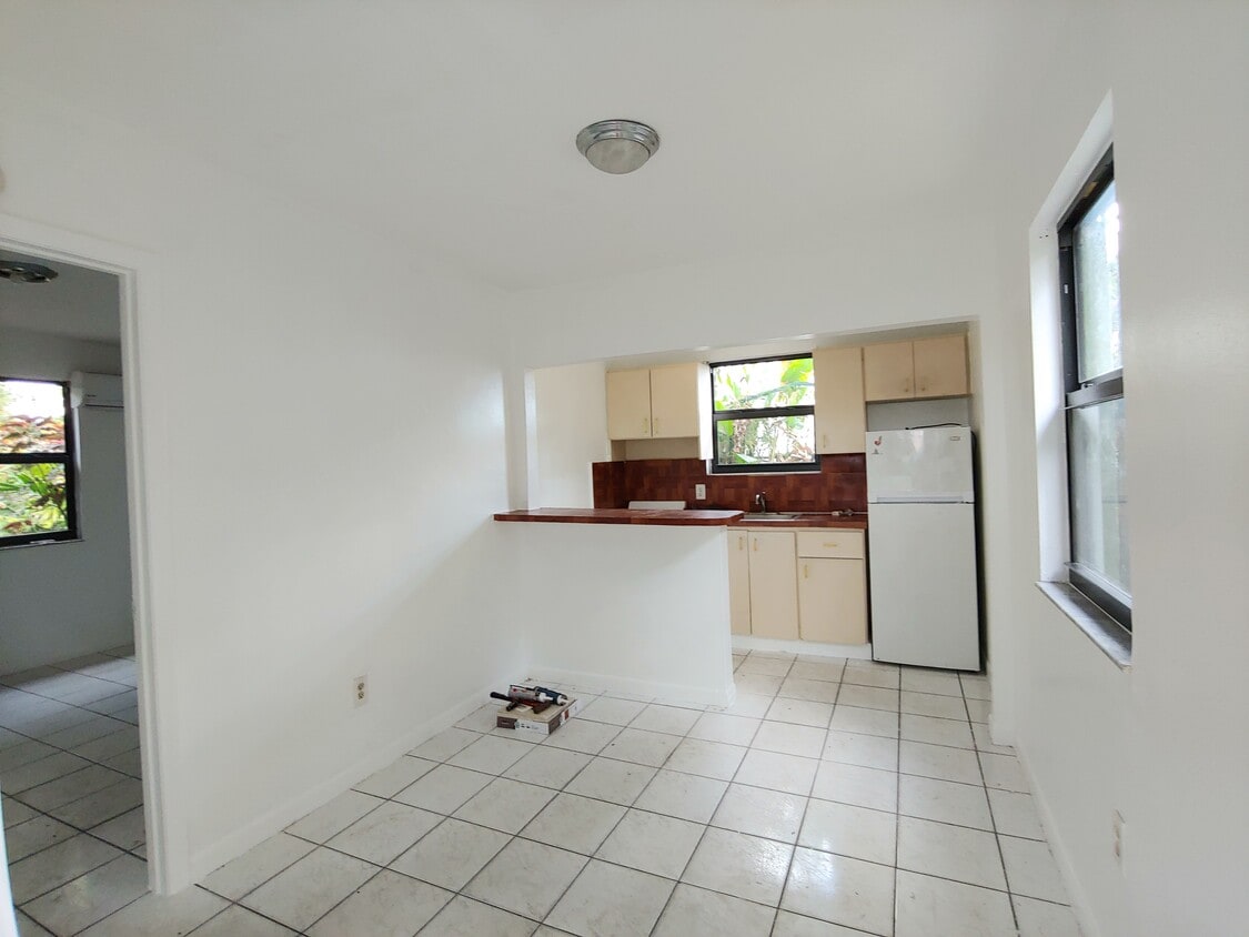 Foto del edificio - 781 SE 9th Ave