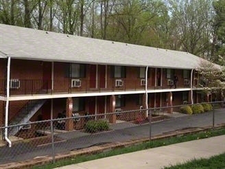 Primary Photo - Lynnhaven Apartments