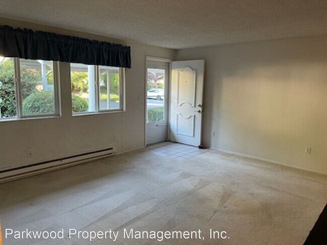 Foto del edificio - 2 br, 1.5 bath House - 8325 Cirque Dr W, U...