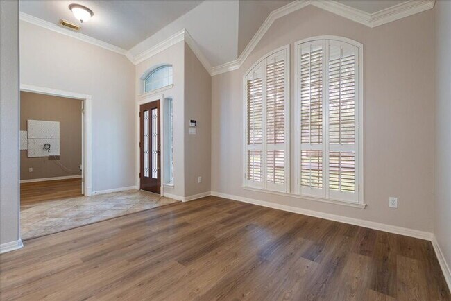Building Photo - 1414 Dapplegrey Ln