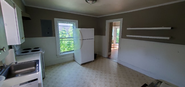 Building Photo - 109 High St