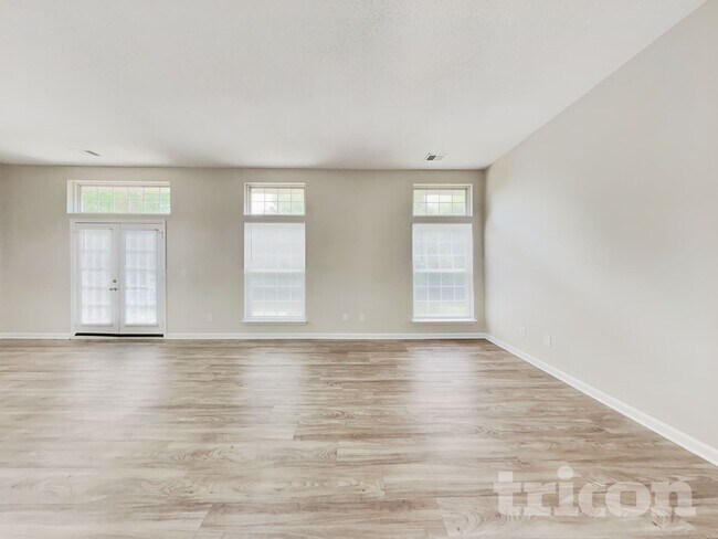 Foto del edificio - 47 McDonald St NW