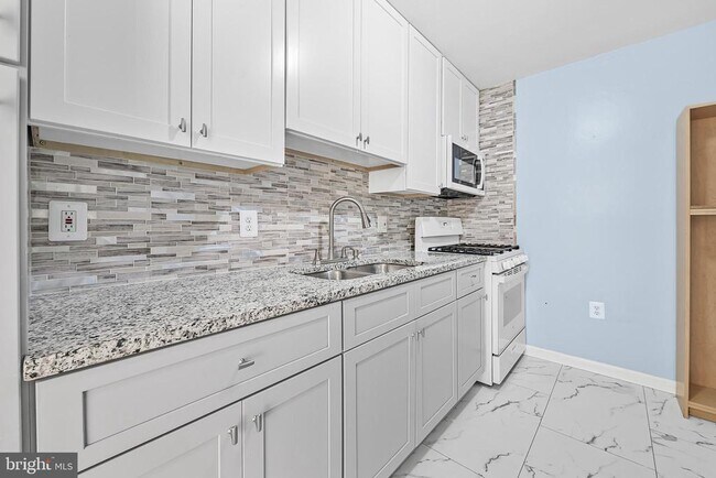 Foto del edificio - 5204 Newton St