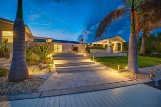 Building Photo - 807 Snug Island