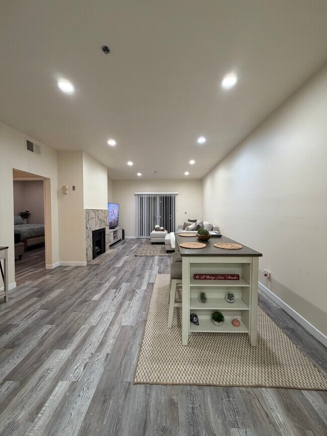 Foto del edificio - 2900 Fairway Ave