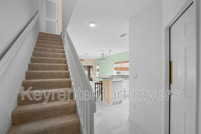 Foto del edificio - 8535 Athena Ct