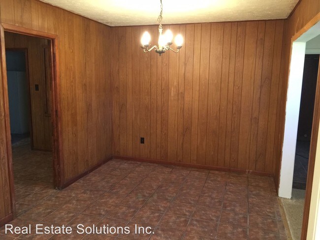 Building Photo - 6549 Lake Forest Dr