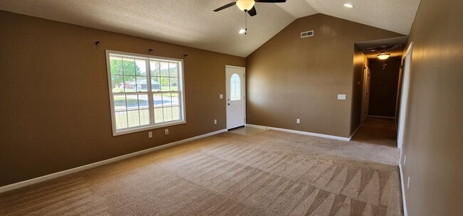 Building Photo - 3599 Drayton Dr