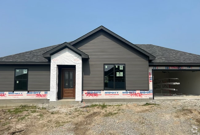 Building Photo - 15245 Regiment Dr