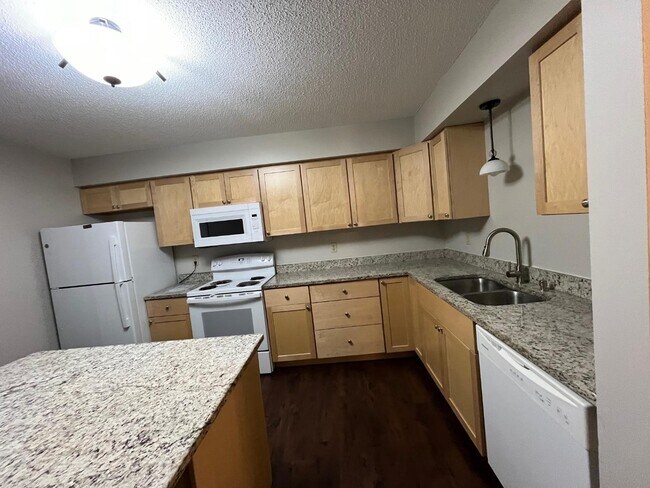 Foto del edificio - 2091 Bradley St