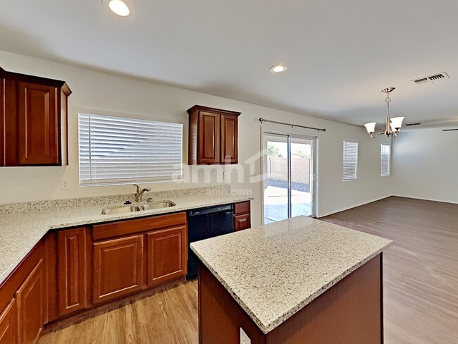 Building Photo - 3740 E Morenci Rd