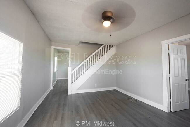 Foto del edificio - 445 W 29th St