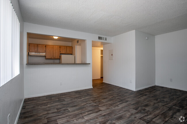 Studio - 400SF - The Quails Apartments