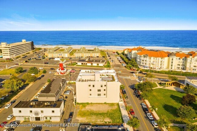 Foto del edificio - 57-61 Brighton Avenue Unit 301
