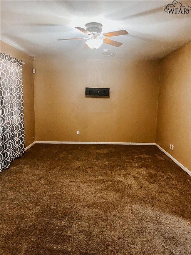 Foto del edificio - 6750 Southwest Pkwy