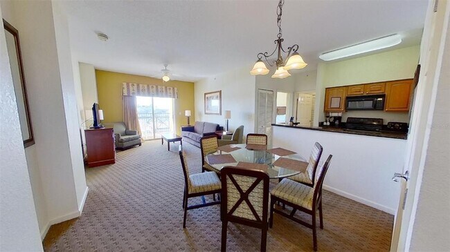 Building Photo - 8112 Resort Village Dr