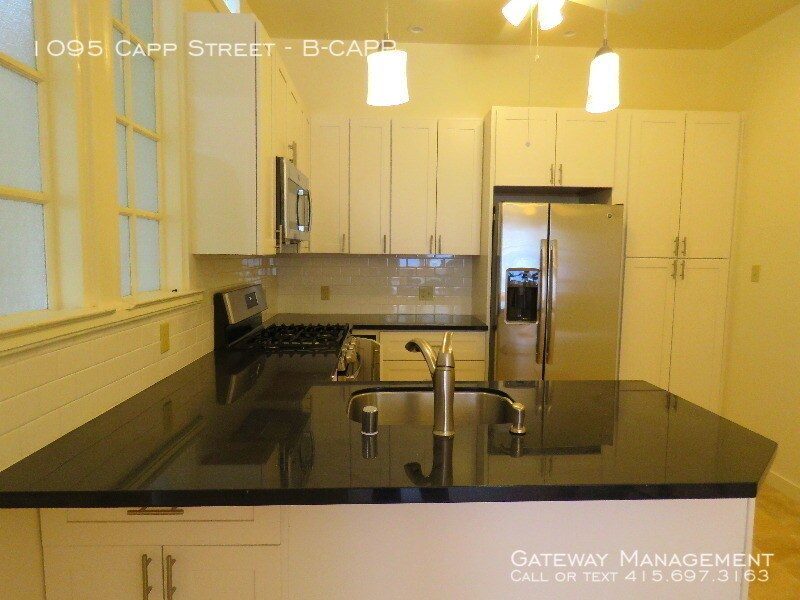 Primary Photo - 1095 Capp St