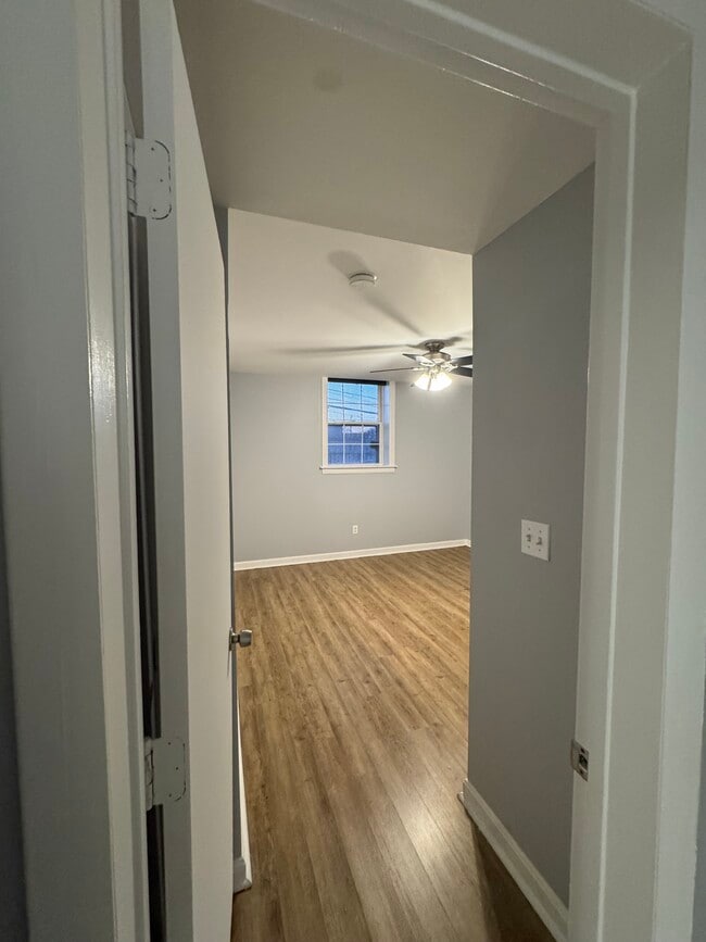 Foto del edificio - 11 46th St SE